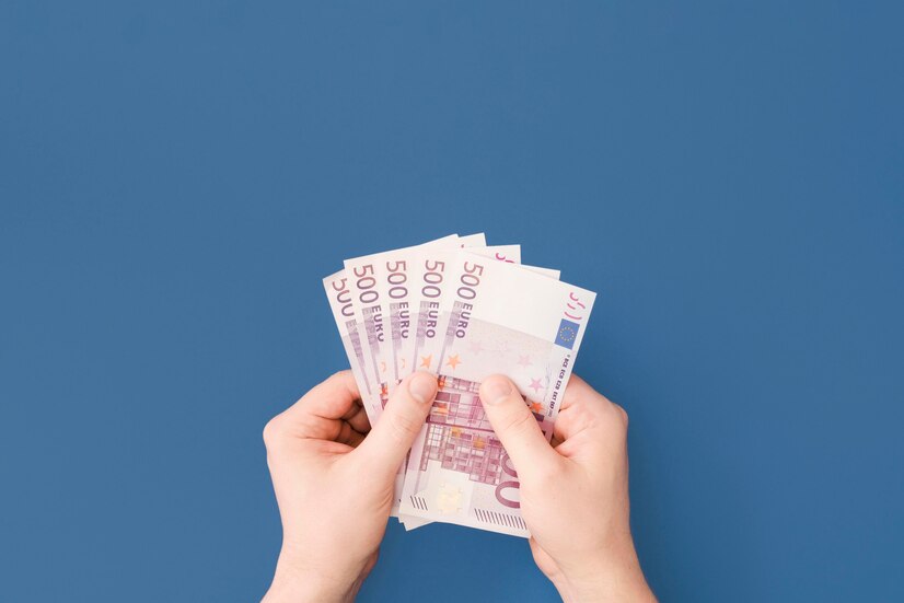 România Întârzie la Reforme: Fonduri Europene Suspendate, Riscul Crește