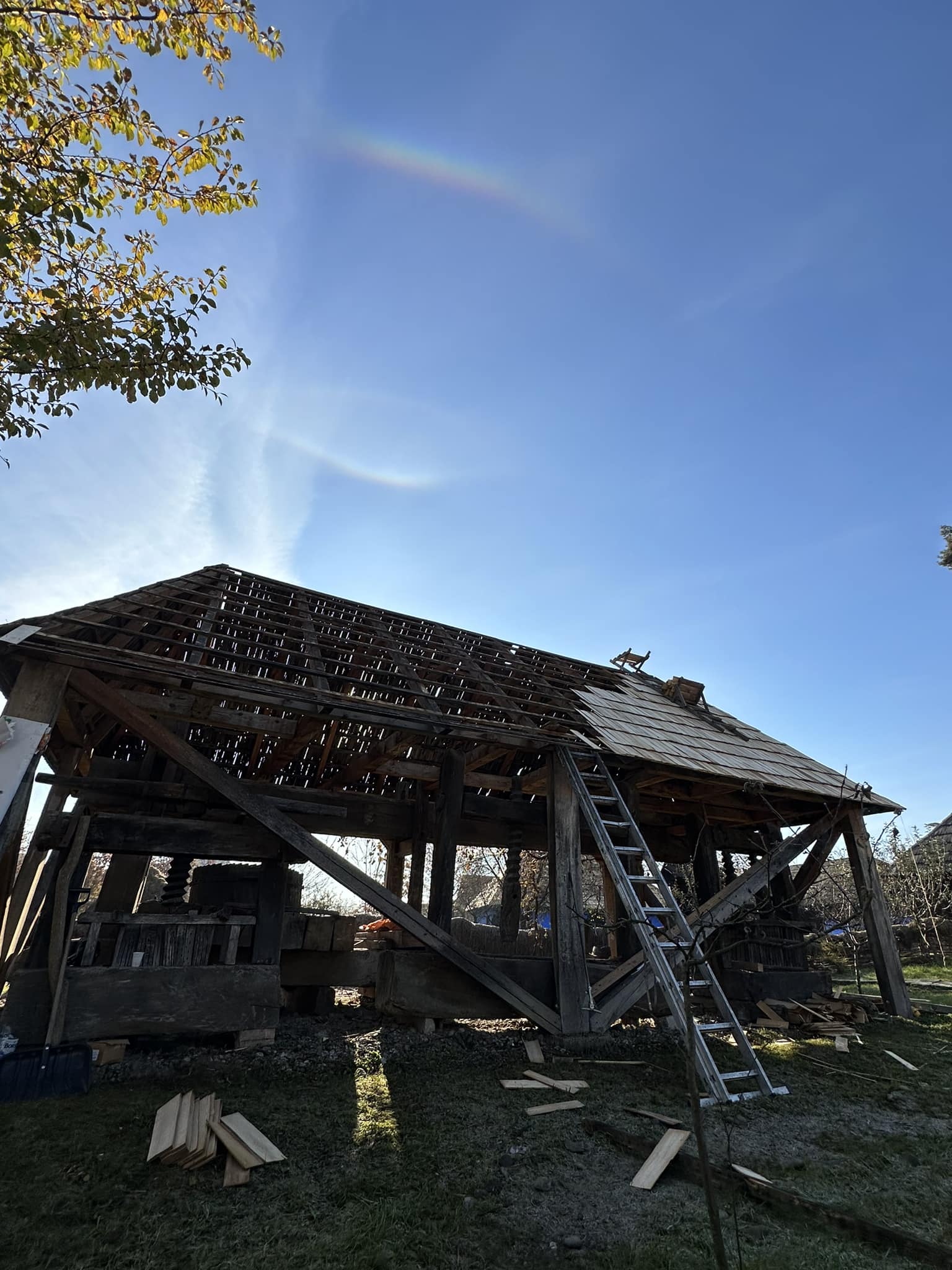 Lucrări de restaurare la Teascul de la Batoş, o instalaţie unică din Muzeul Etnografic „Anton Badea” din Reghin